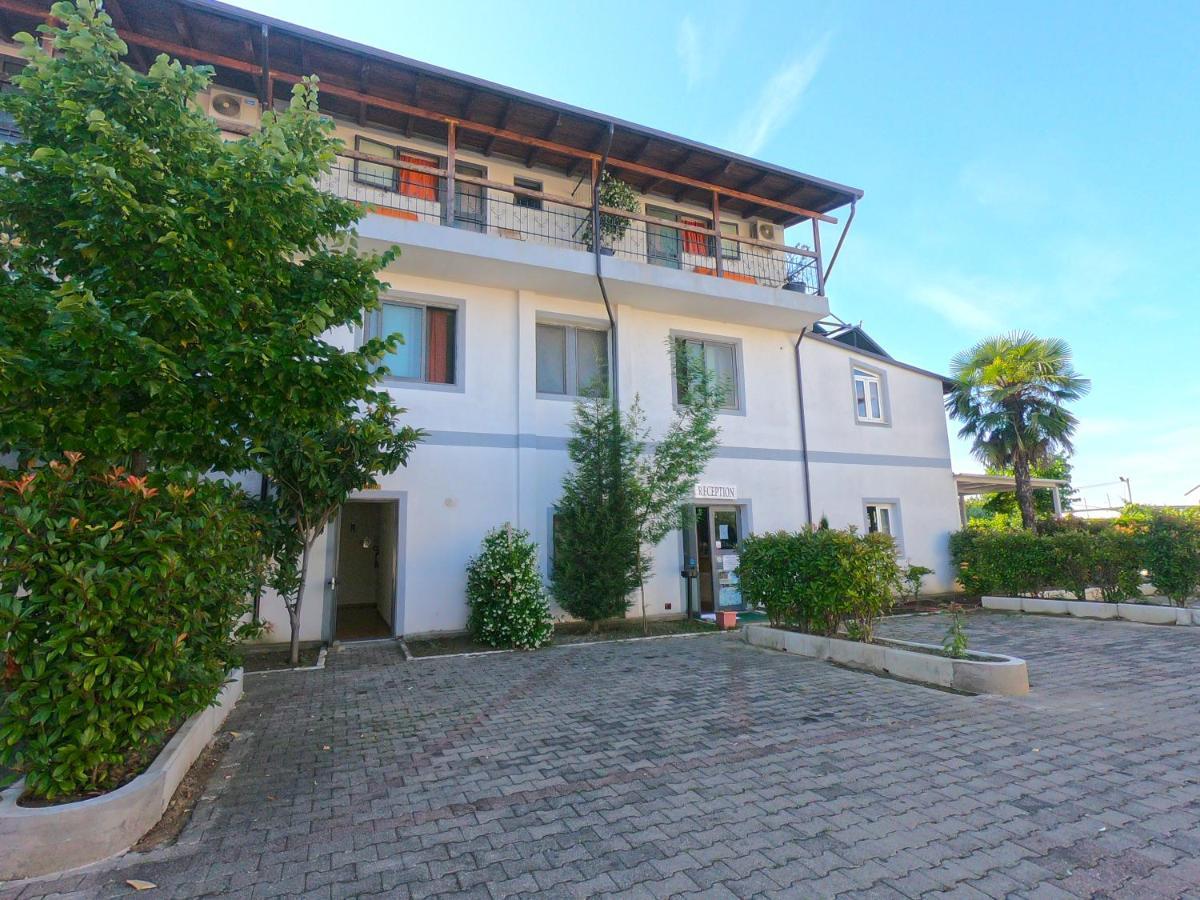 Hotel Bicaj Shkodër Buitenkant foto